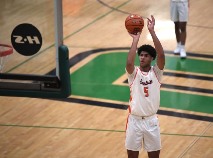 a Roosevelt vs Eastside Catholic boys basketball The Hardwood Invite final Portland Oregon December 20 2023 Taylor Balkom 50